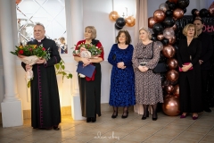 3af66d65-b237-4994-91fc-65b9d0533350_rw_1920