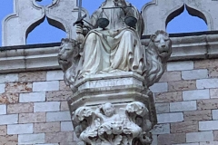 e2